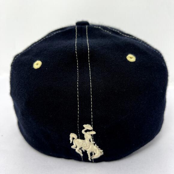 NIKE Team Swoosh Flex University of Wyoming Cowboy Cap OSFM Rodeo Bucking Hat - Picture 4 of 13